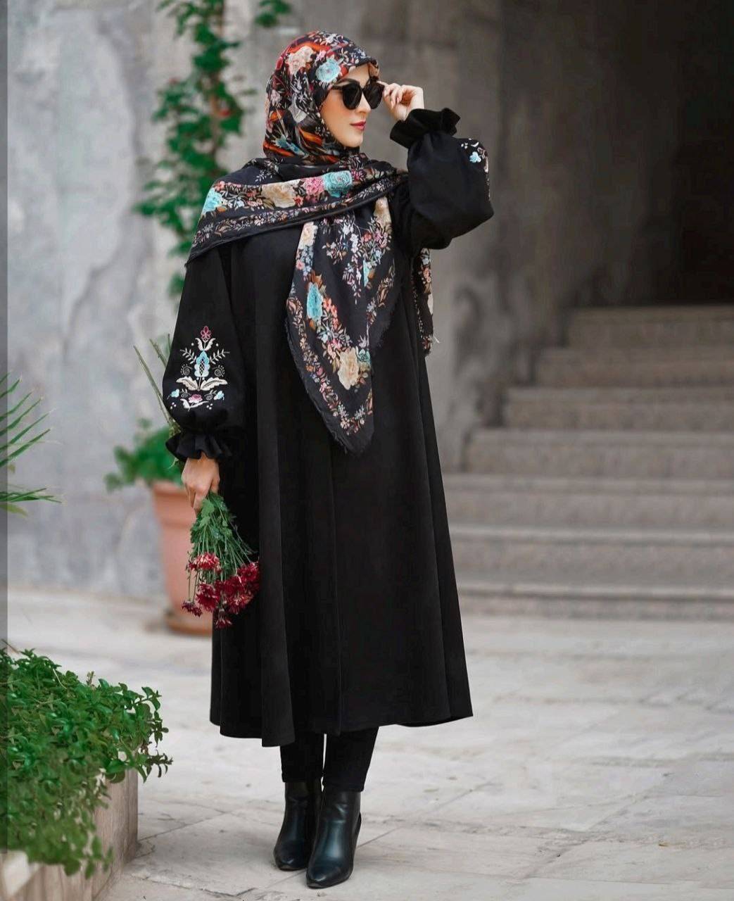 مانتو گلدوزی مازراتی گلسار(zh)